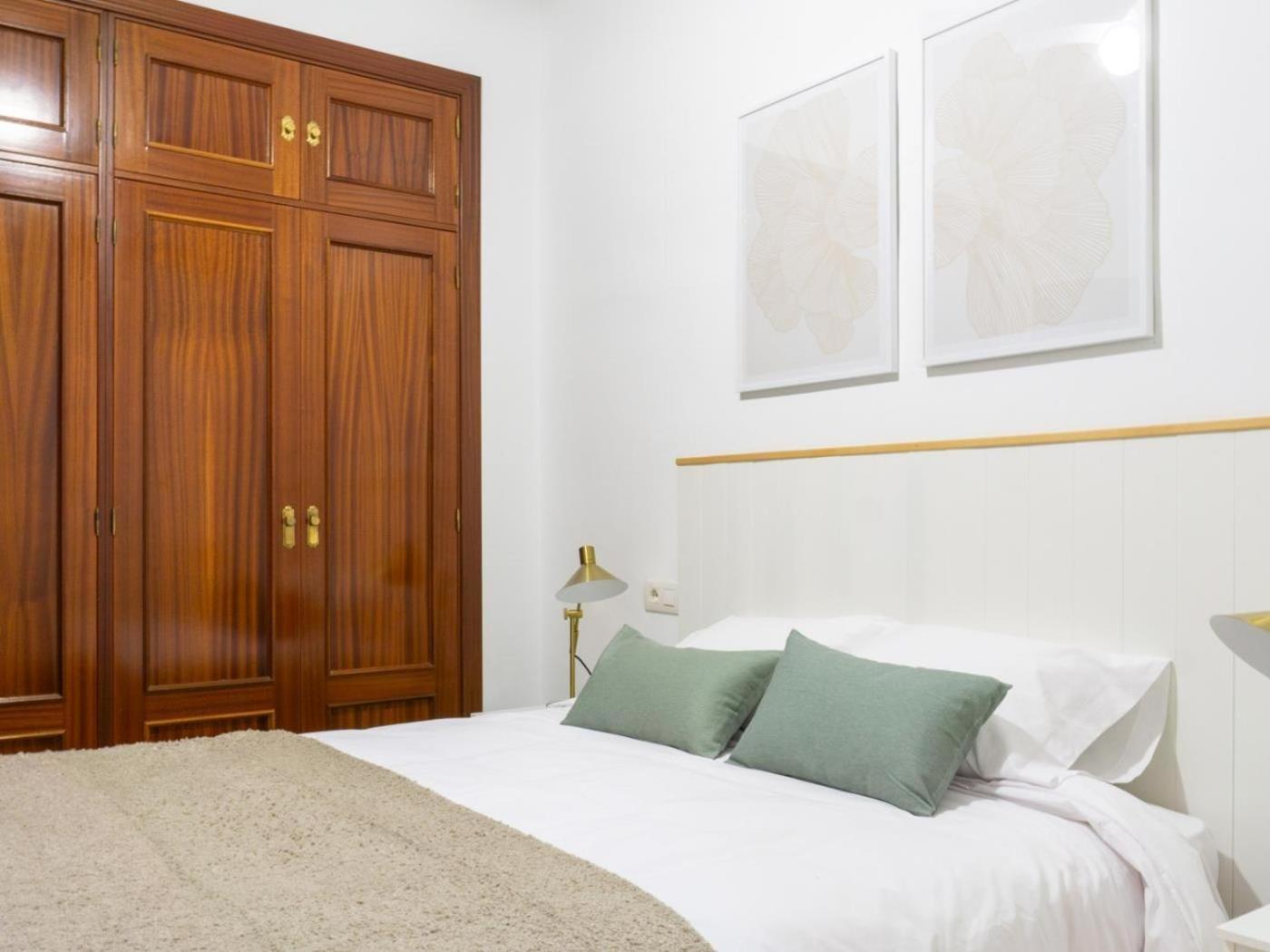 Tuga Dos Aceras 38 Malaga Apartment Luaran gambar
